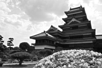 Sometimes referred to as “Crow Castle” (烏城 Karasu-jo) because of its awesome black exterior.